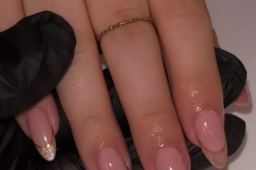 manicure img Técnicas de cuidado y embellecimiento de las uñas: Manicure.