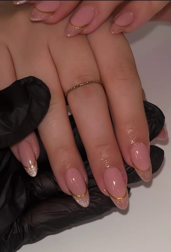 Técnicas de cuidado y embellecimiento de las uñas: Manicure.