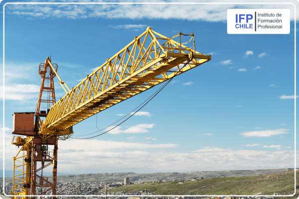 Cursos_Mesa de trabajo grua orquilla Operación Segura de Puente Grúa